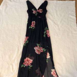 Sienna Sky Navy floral maxi dress